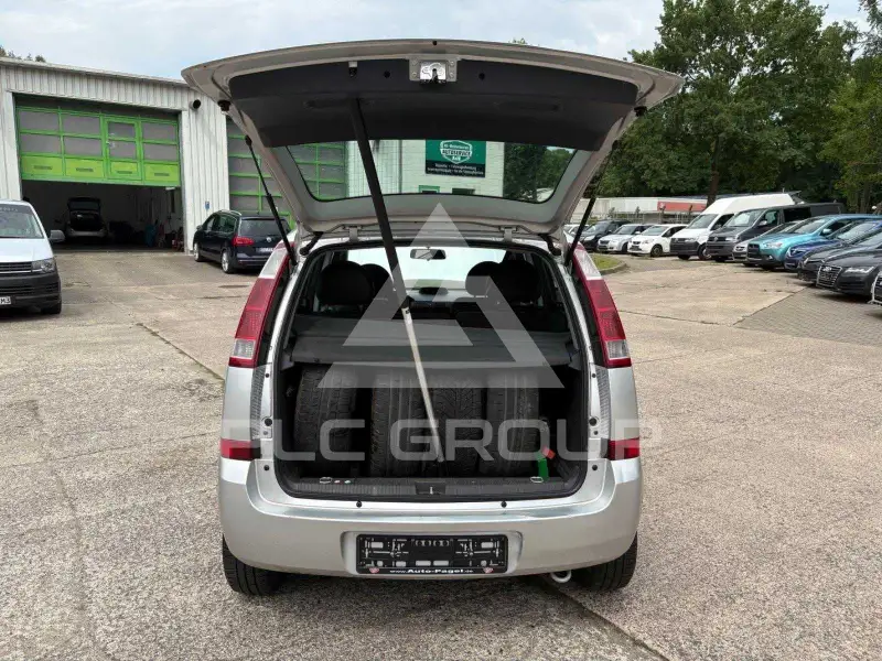 2005 Opel MERIVA