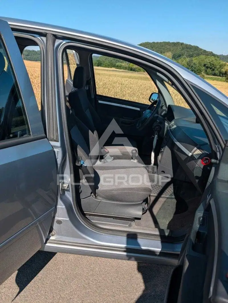2005 Opel MERIVA
