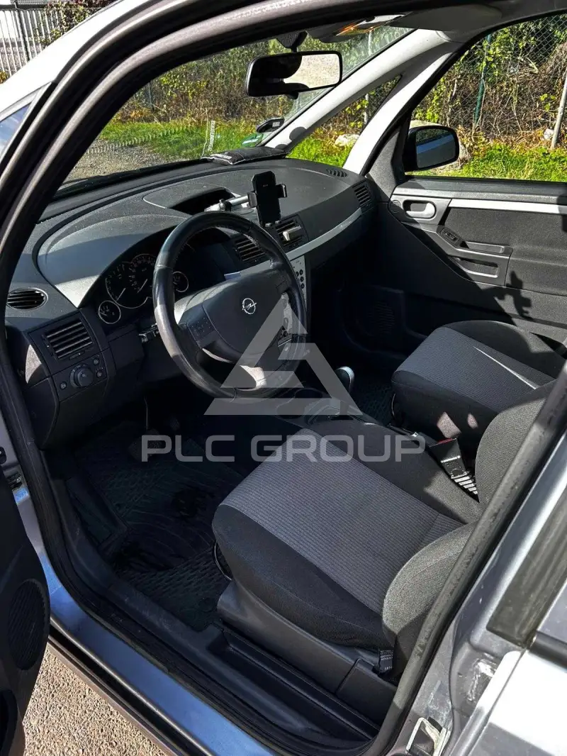 2005 Opel MERIVA