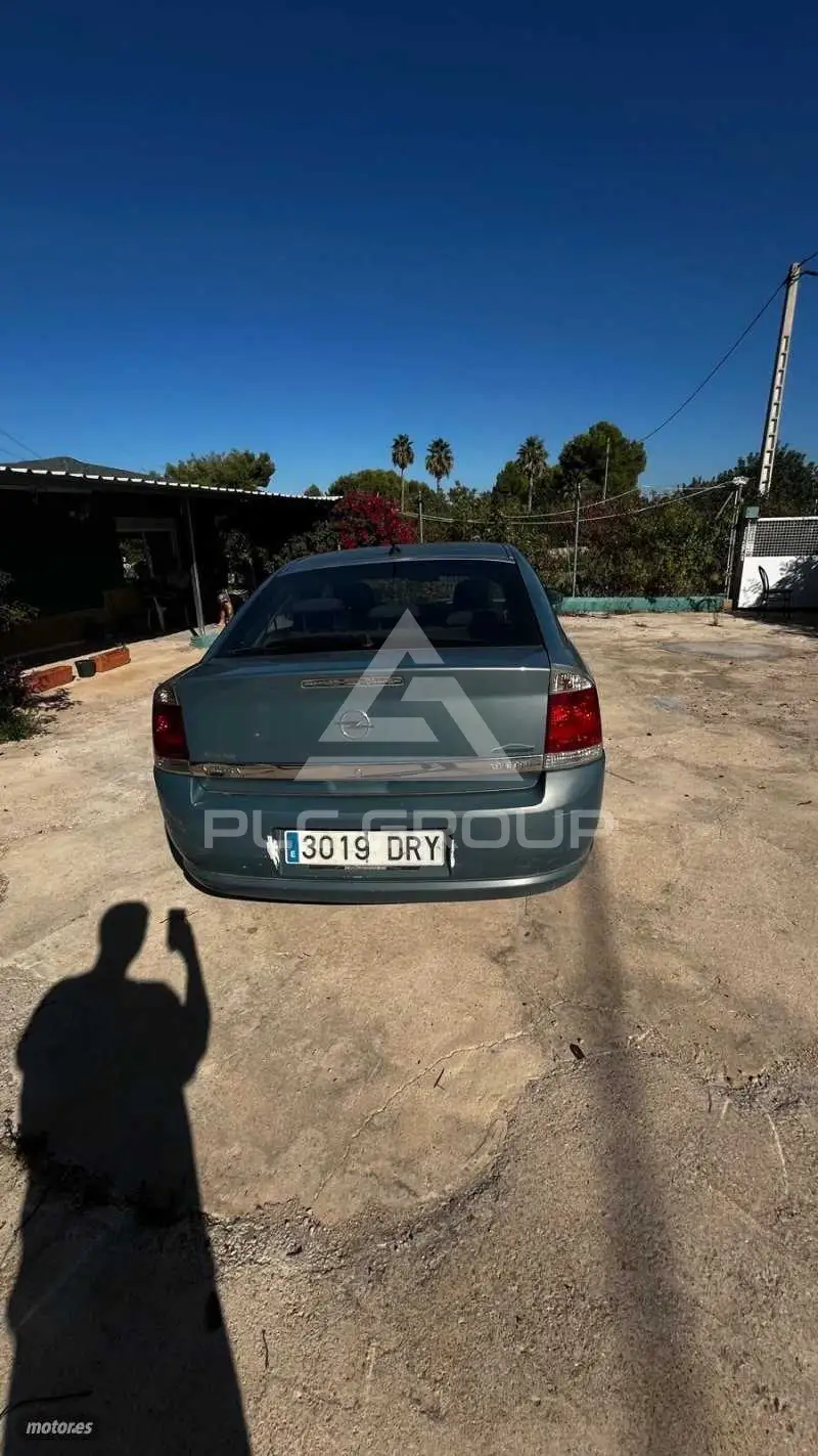 2005 Opel Vectra
