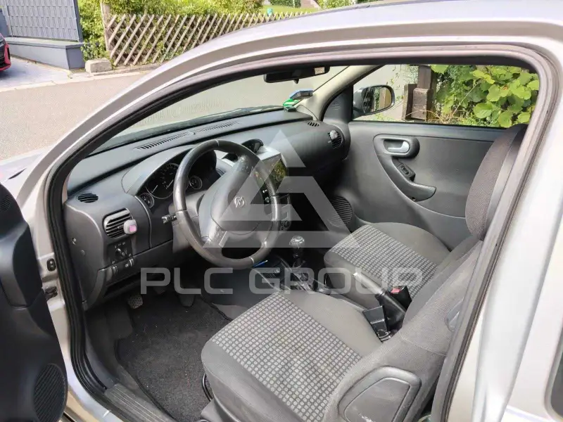 2005 Opel Corsa