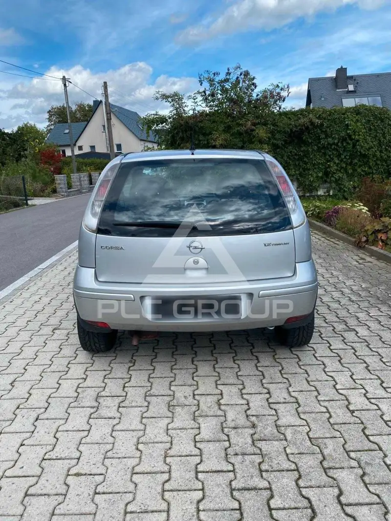 2005 Opel Corsa