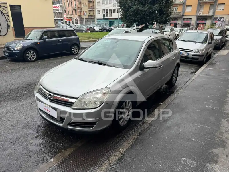 2005 Opel Astra