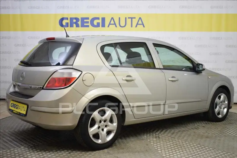 2005 Opel Astra
