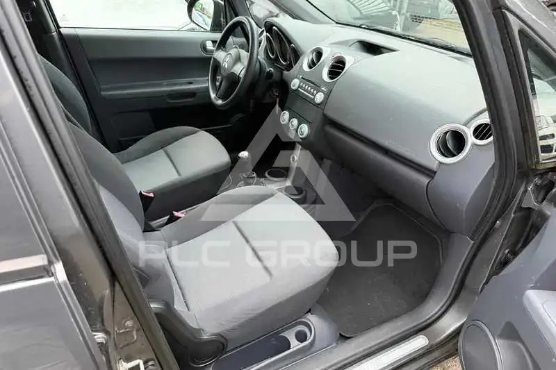 2006 Mitsubishi Colt