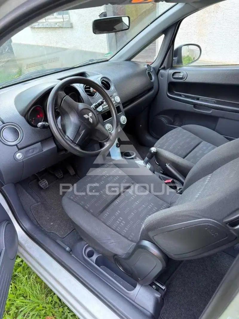 2006 Mitsubishi Colt