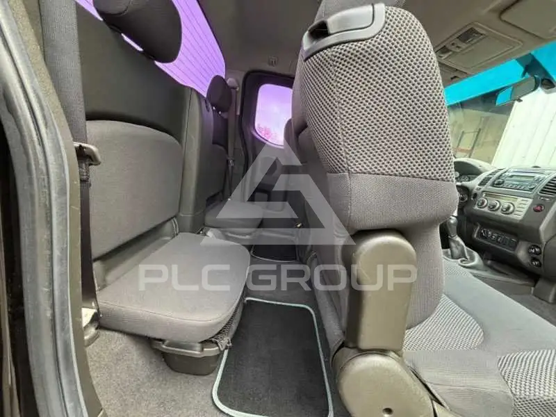 2006 Nissan Navara