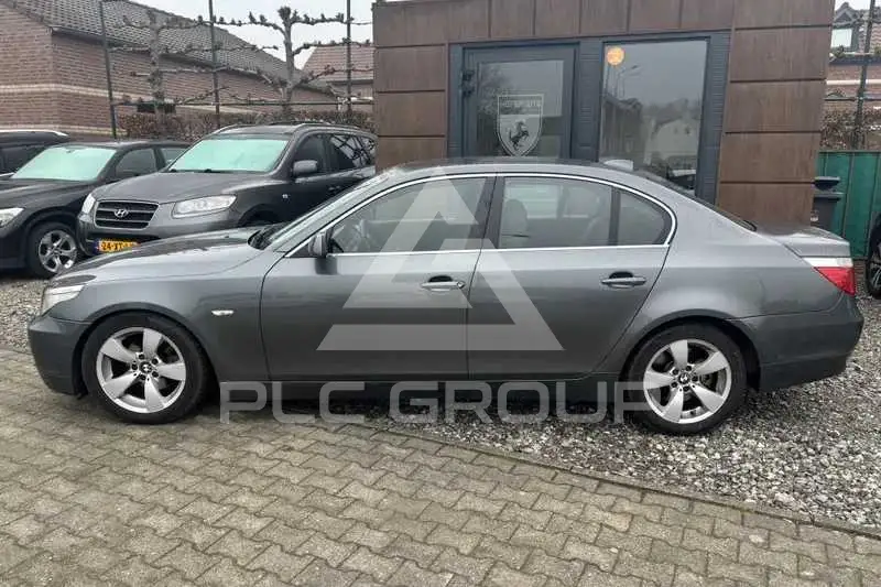 2006 BMW 523