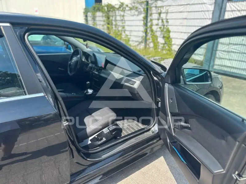 2006 BMW 523