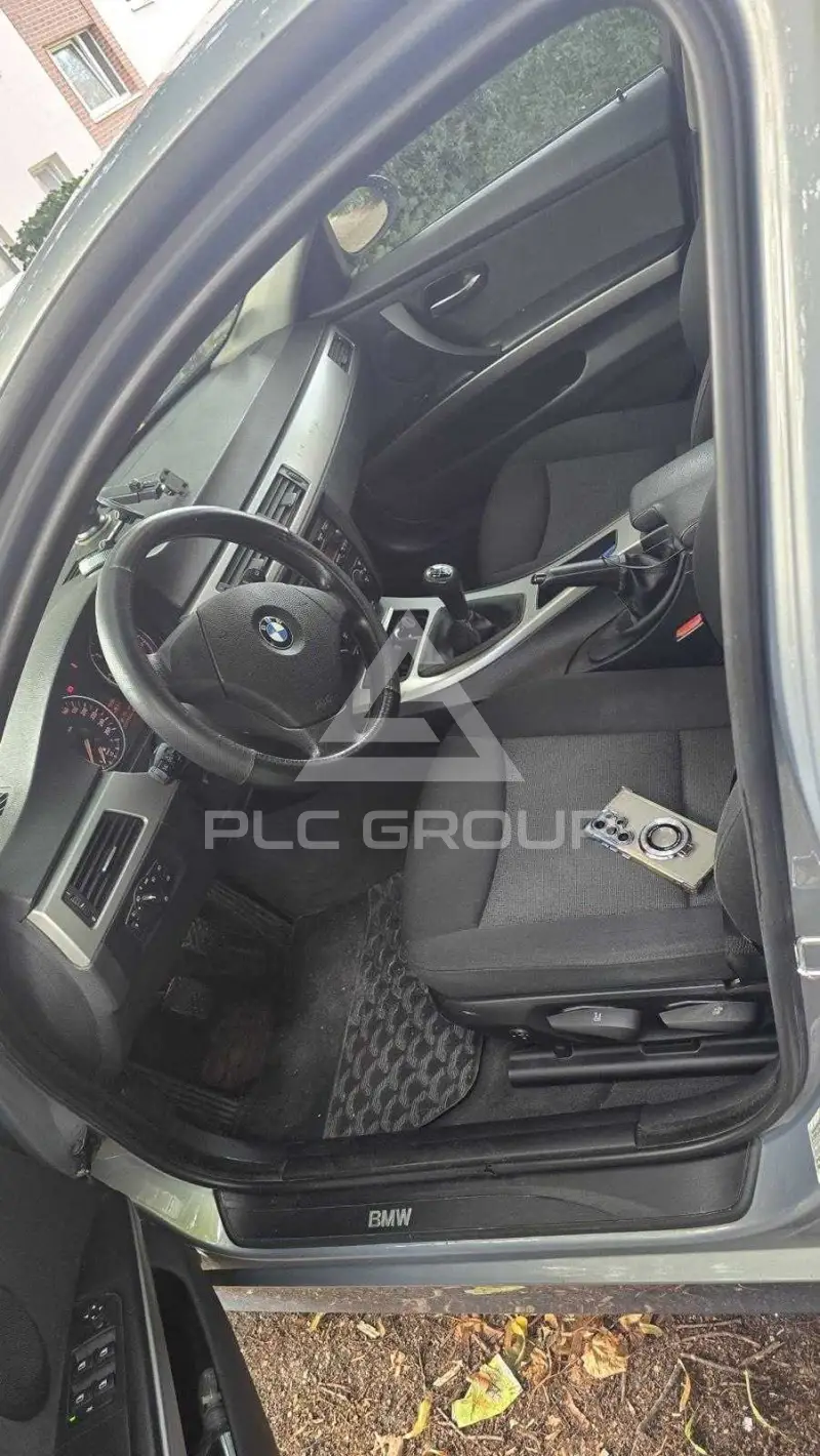 2006 BMW 330