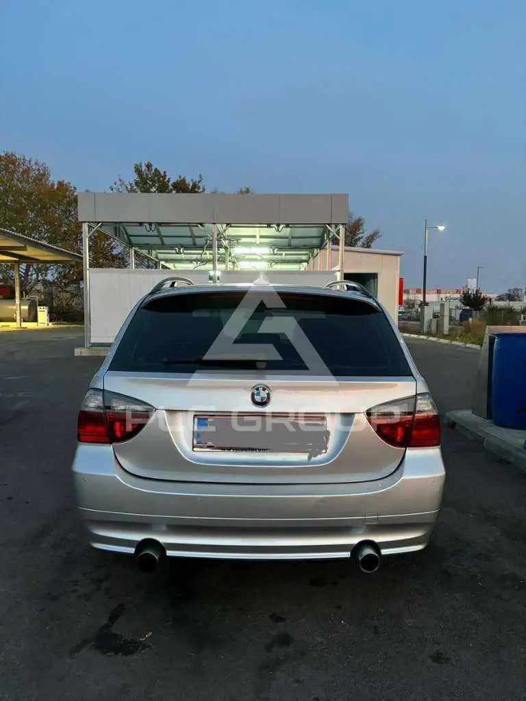 2006 BMW 330