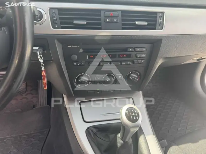 2006 BMW 330