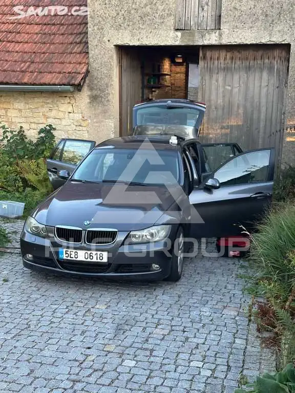2006 BMW 330