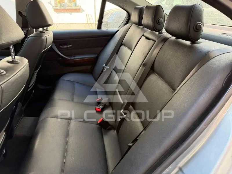 2006 BMW 330
