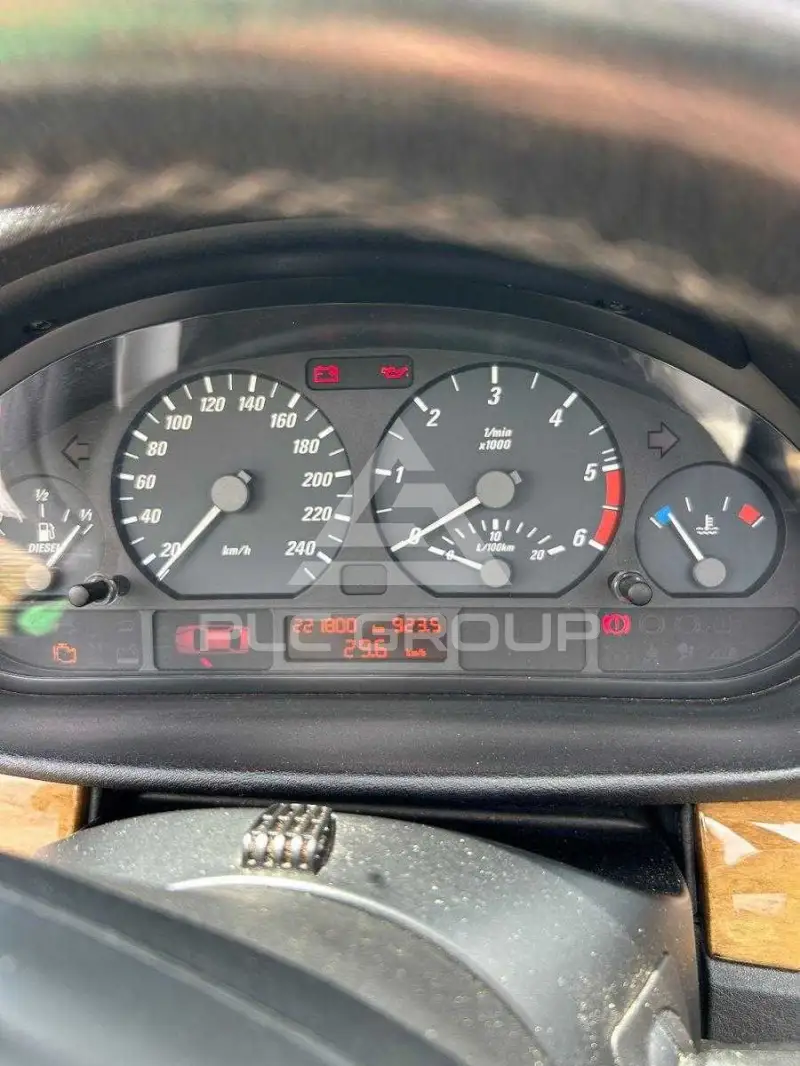 2006 BMW 330