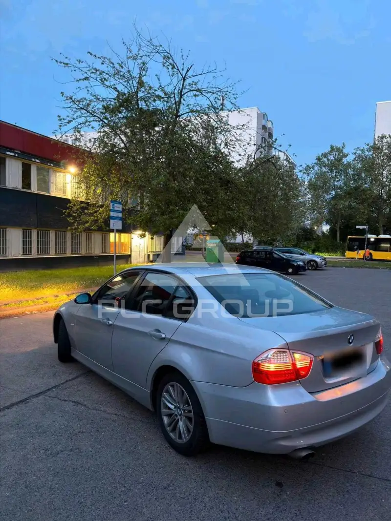 2006 BMW 330