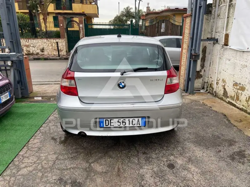 2006 BMW 120