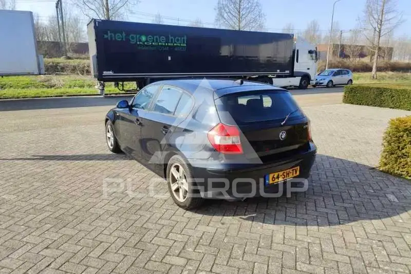 2006 BMW 120