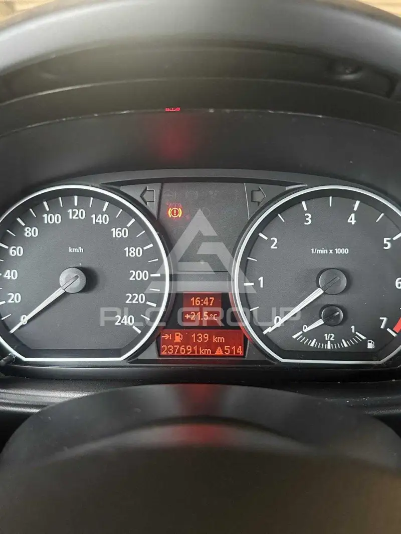 2006 BMW 120
