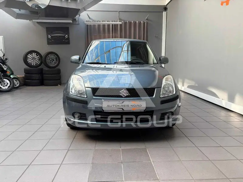 2006 Suzuki SWIFT