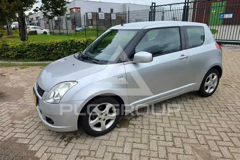 2006 Suzuki SWIFT
