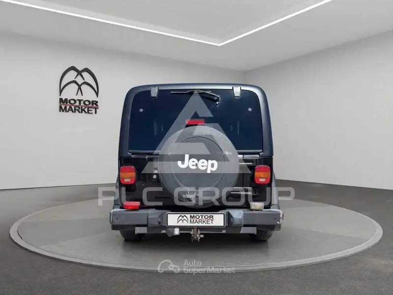 2006 Jeep WRANGLER