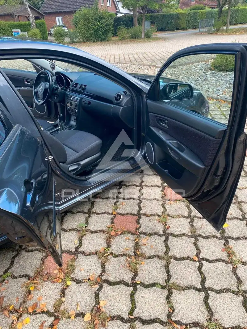 2006 Mazda 3