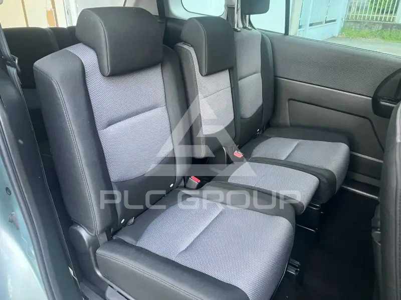 2006 Mazda 5