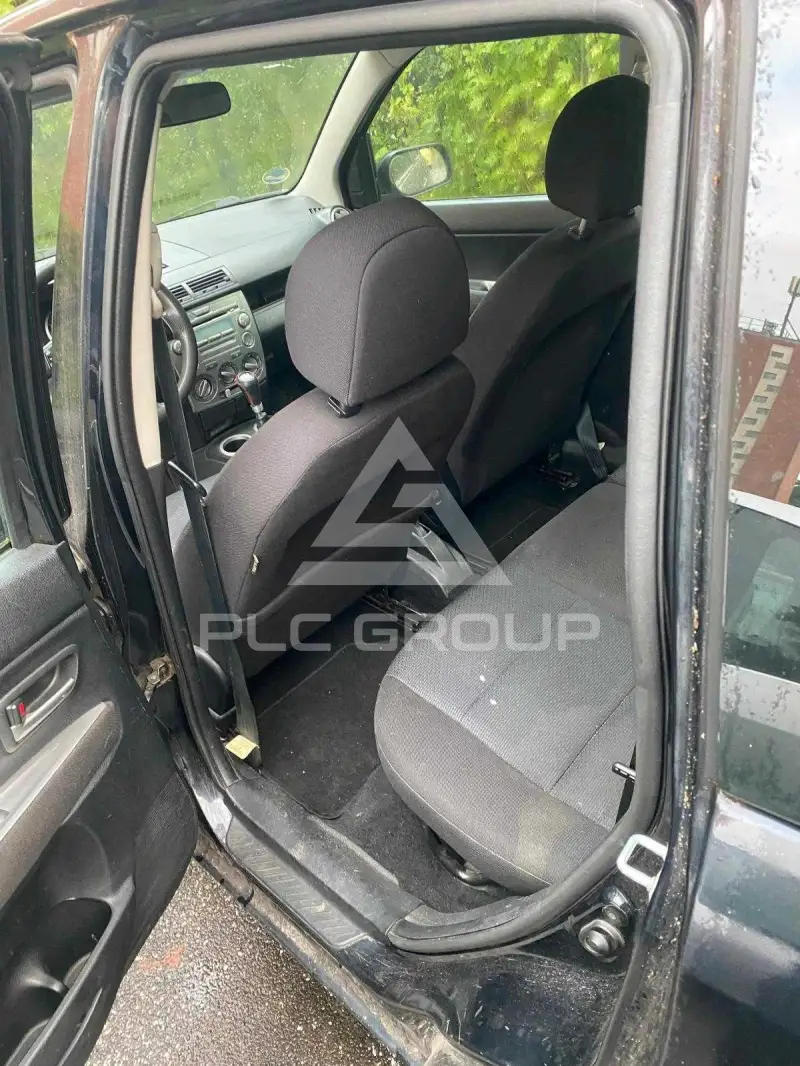 2006 Mazda 2