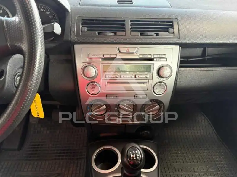 2006 Mazda 2 (Demio)