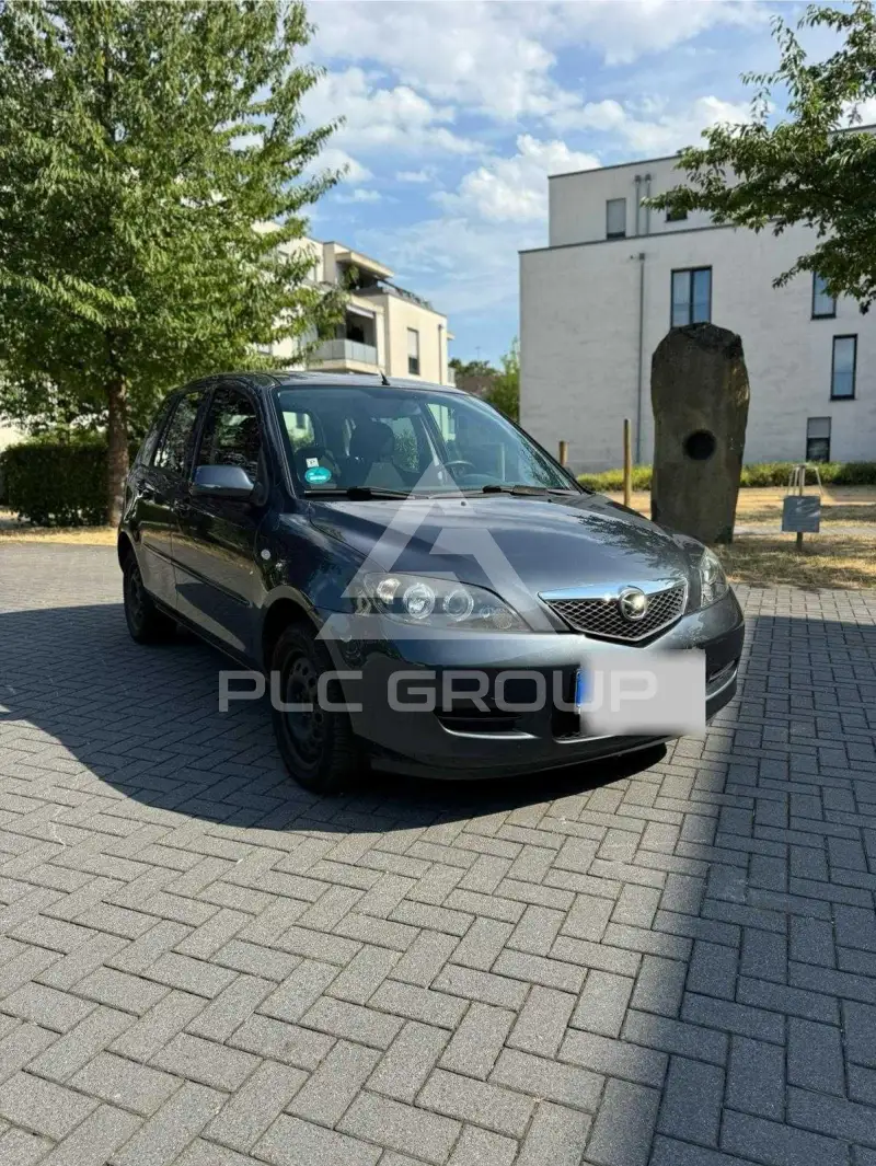 2006 Mazda 2