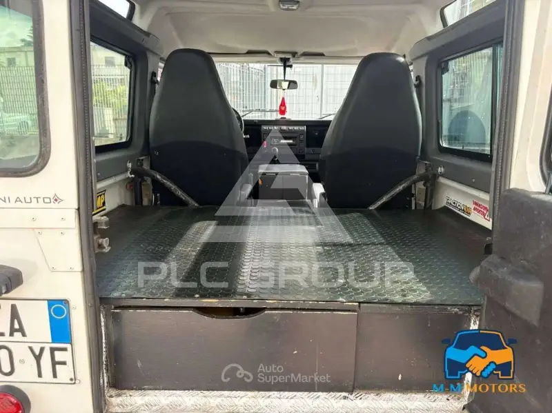 2006 Land Rover DEFENDER