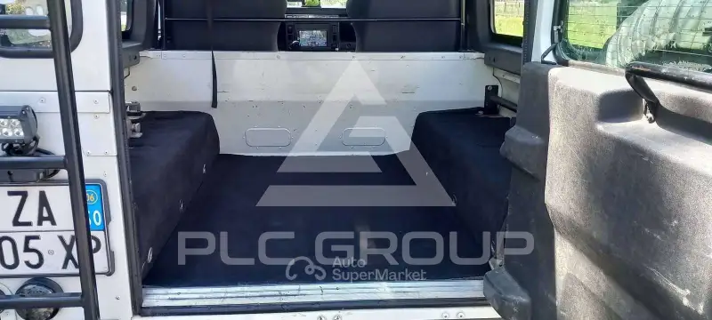 2006 Land Rover DEFENDER