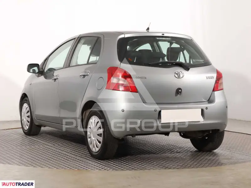 2006 Toyota YARIS