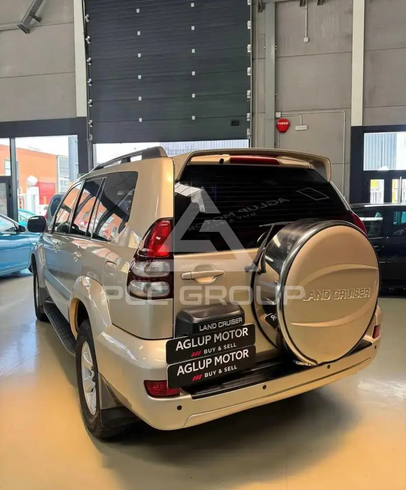 2006 Toyota LAND CRUISER