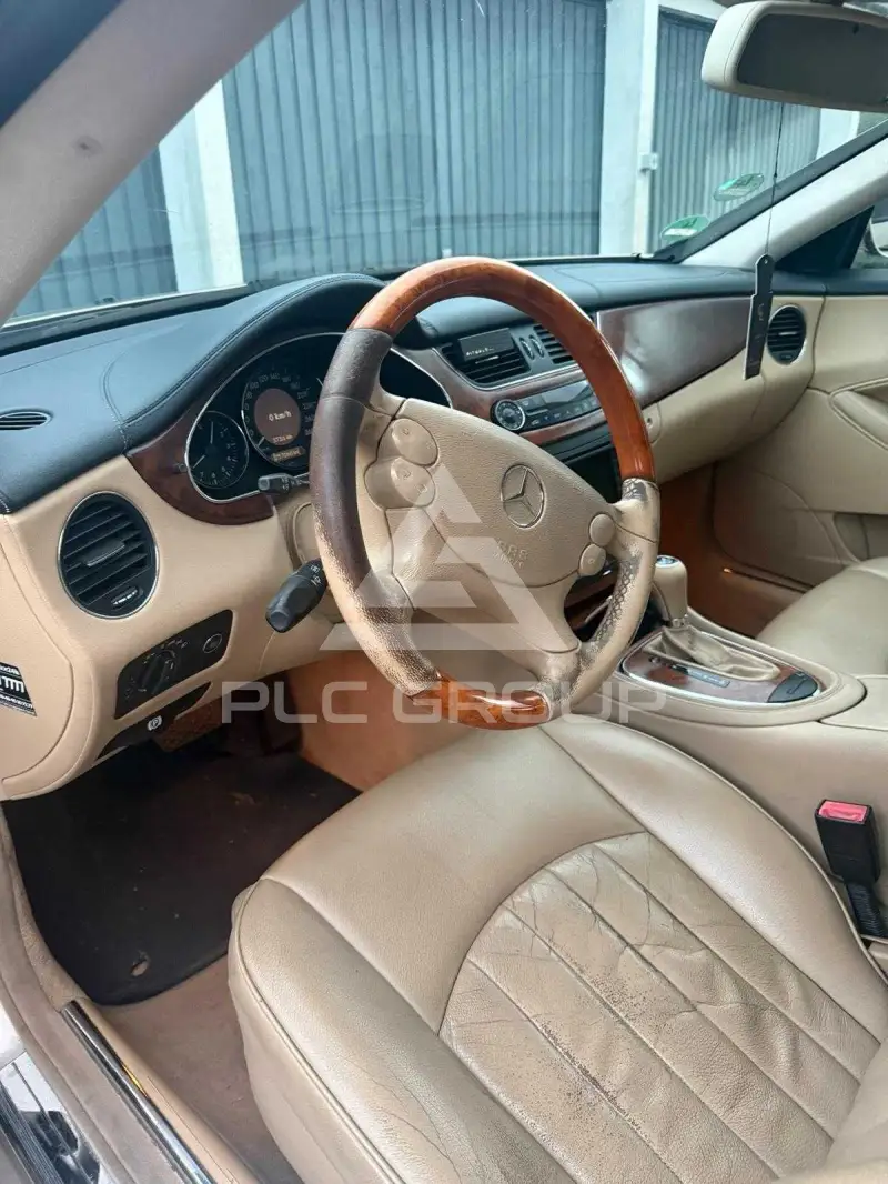 2006 Mercedes Benz 320