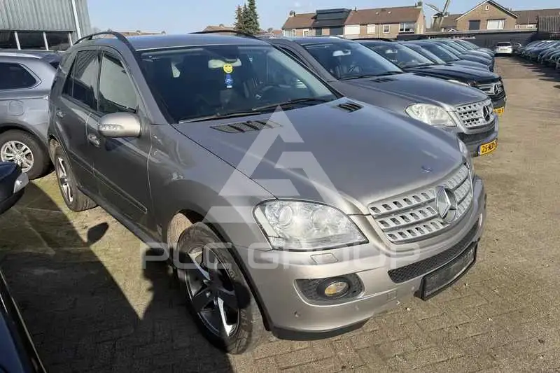 2006 Mercedes Benz ML-Class