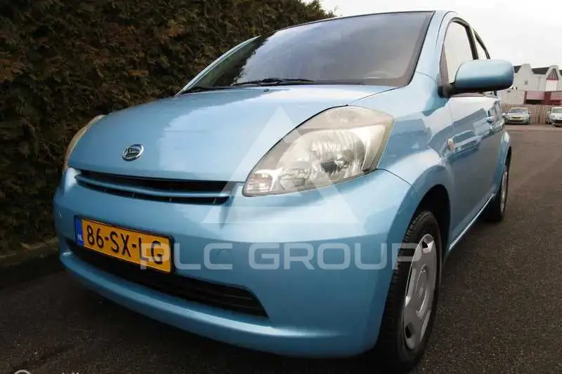 2006 Daihatsu Sirion