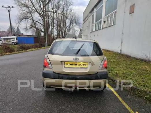2006 KIA Rio