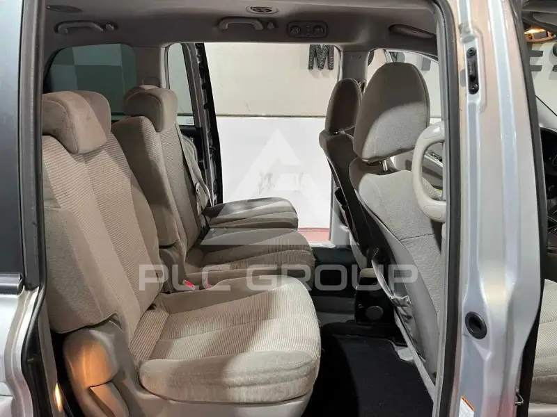 2006 KIA Carnival