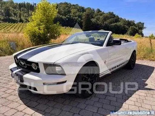 2006 Ford MUSTANG