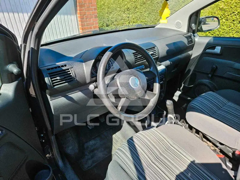 2006 Volkswagen FOX