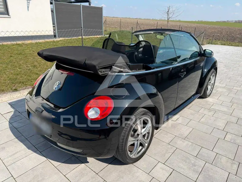 2006 Volkswagen BEETLE