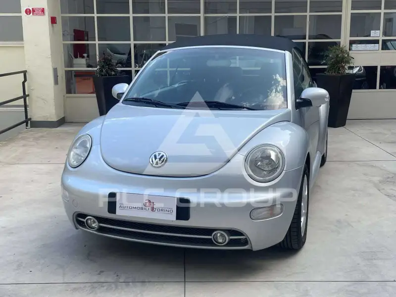 2006 Volkswagen BEETLE
