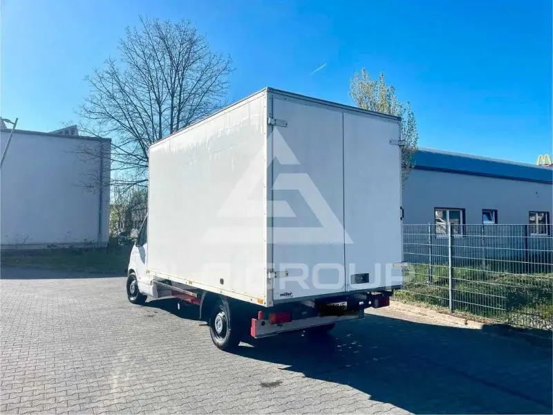 2006 Renault Master