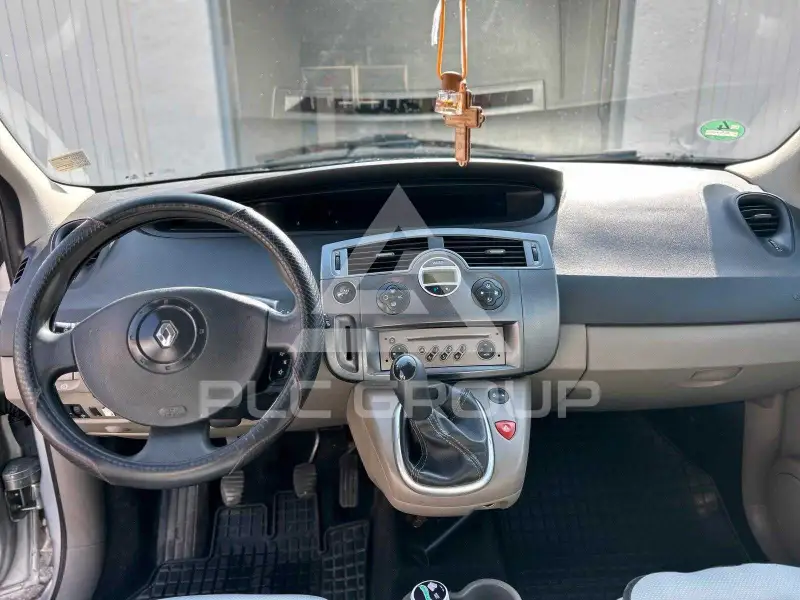 2006 Renault Scenic