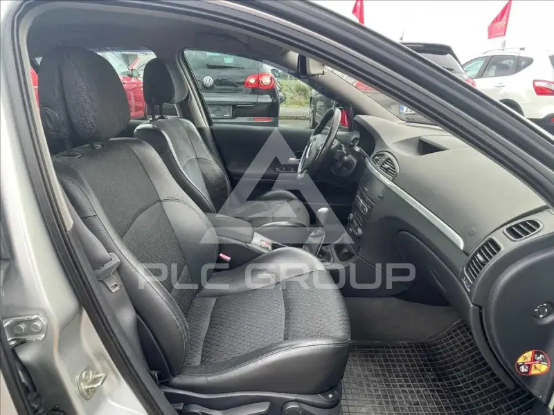 2006 Renault Laguna