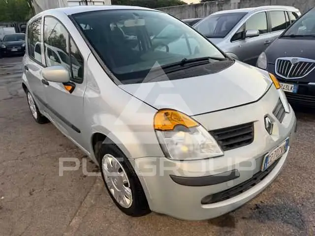 2006 Renault Modus