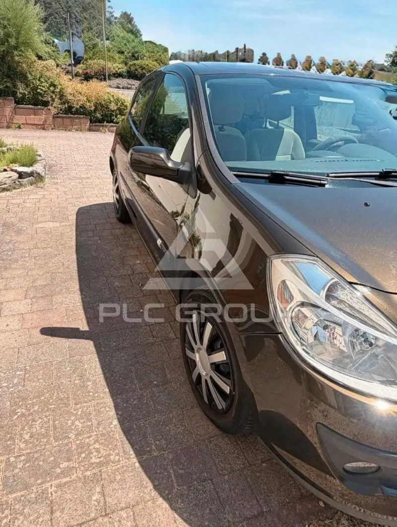 2006 Renault Clio