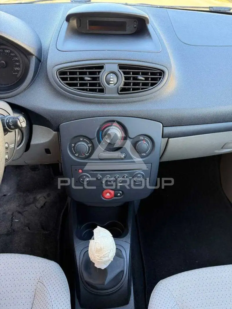 2006 Renault Clio